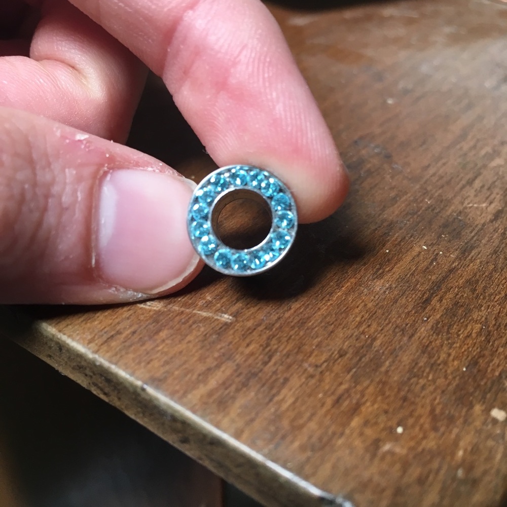 0g Blue Jeweled Tunnel